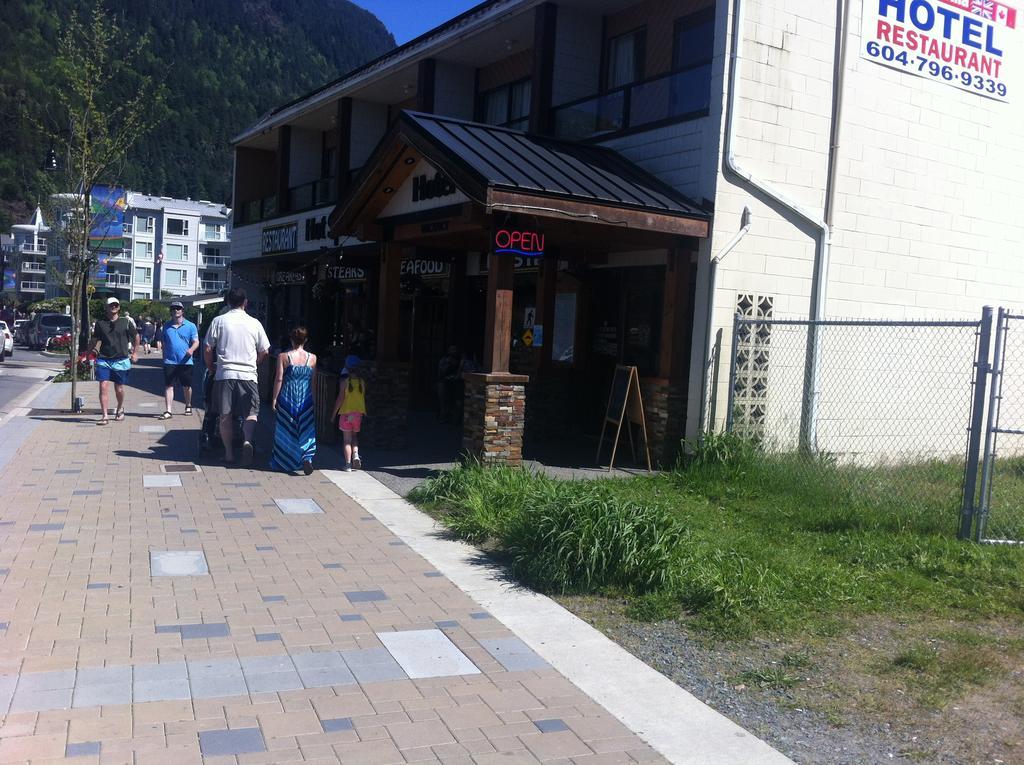 Spring Villa Hotel Harrison Hot Springs Exteriér fotografie