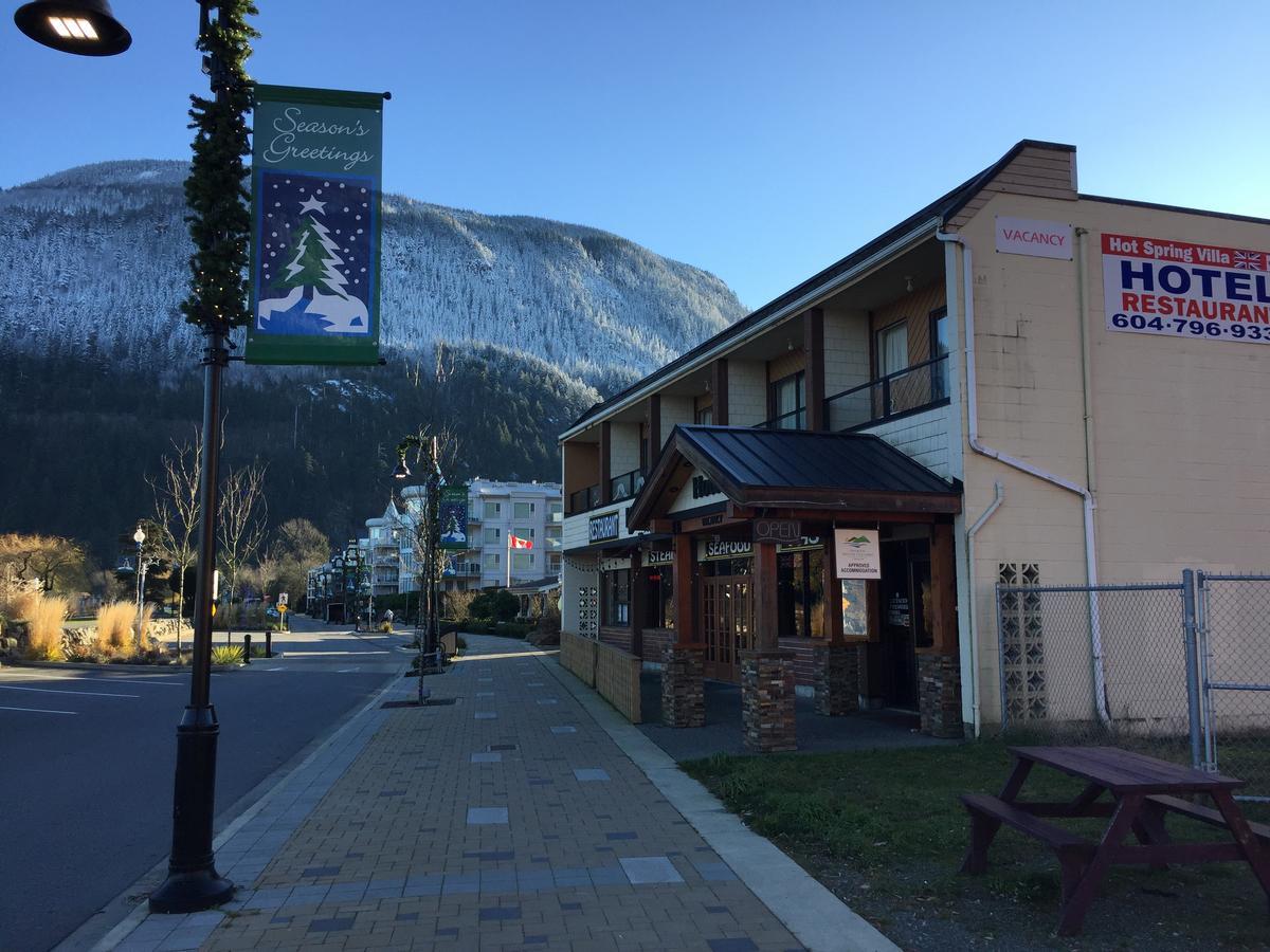 Spring Villa Hotel Harrison Hot Springs Exteriér fotografie